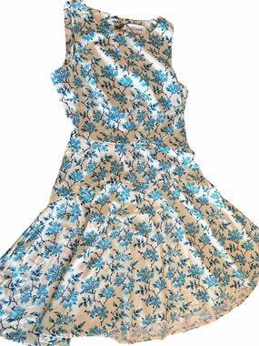 Closet London Floral Dress (NWT) ✨